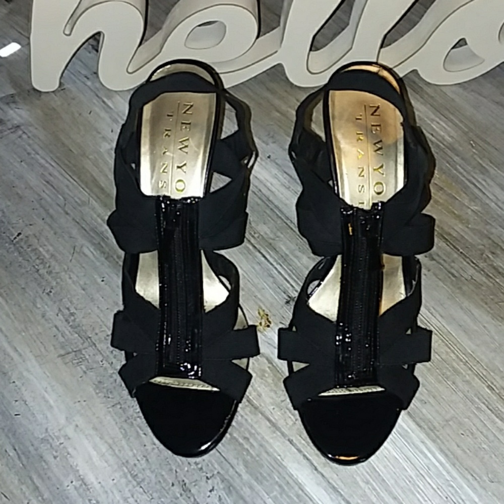 🌞Sexy Black "New York Transit" heels NWOT🌞